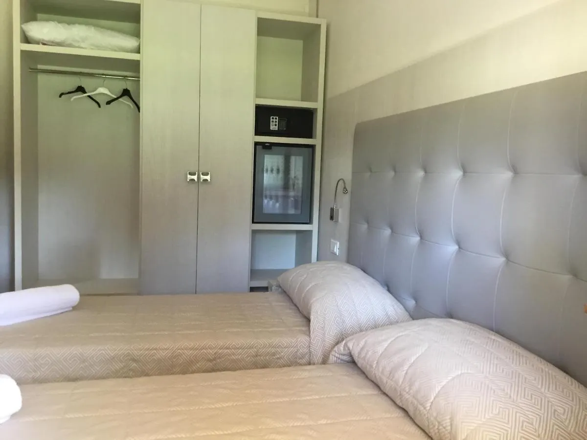 Amle Bed & Breakfast Papozze 0*,